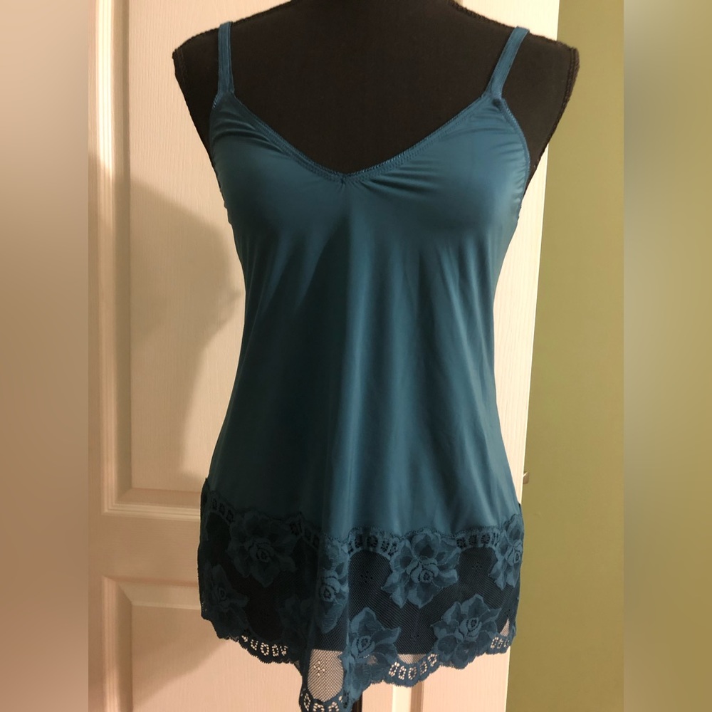 Wacoal Light and Lacy Cami size XL